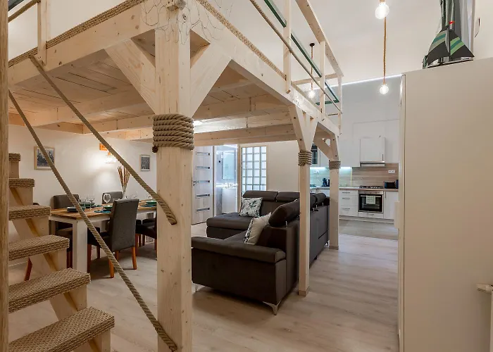 Goldcentral Apartment Danube
